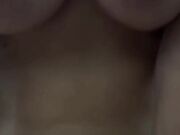 Moglie tettona mi cavalca bene amatoriale