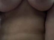 Moglie tettona mi cavalca bene amatoriale