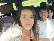 Carsex coppia esibizionista in auto sega e pompa
