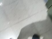 MI MASTURBO DOPO UNA CALDA GIORNATA E UNA DOCCIA