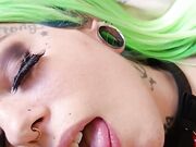 La mia cagnetta affamata di cazzo e sperma