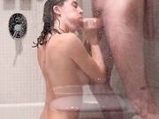Sesso in doccia Milf sborrata in faccia