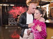 Kenya Music Milf latina scopata al club privè