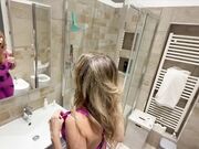 Milf fica si fa chiavare dal giovane personal trainer