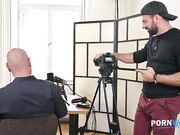La influencer italiana scopata in diretta da 2 cazzi