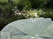 Palpata da sconosciuti all'aperto