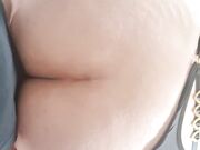 Inchiappetto Milf con bel culetto carnoso