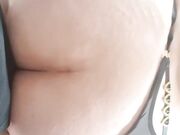 Inchiappetto Milf con bel culetto carnoso