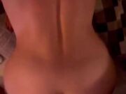 Trio amatoriale cuckold moglie nel mezzo di 2 bulls