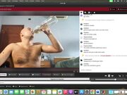 Umiliazione cam4: bere piscio