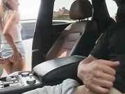 Scopiamo fica e culo in auto oggi?