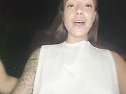Facciamo le troie nel parcheggio