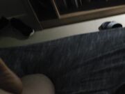 18 enne si fa scopare mentre muove il culo