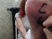 Scritte sulle piante dei piedi - Seconda parte