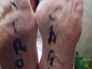 Scritte sulle piante dei piedi - Seconda parte