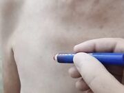 La schiava viene sottoposta a varie umiliazioni