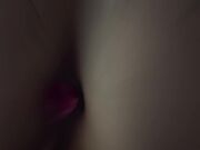 Milf svizzera presa da dietro con il plug anale