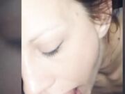 amica di mia moglie mi fa un pompino (cassandra)