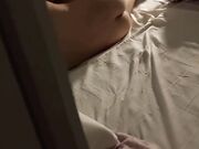 Il fidanzato della moglie dorme a casa
