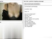 Bella ragazza veneziana fa segare sconosciuto in webcam