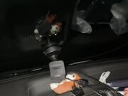 Moglie si masturba in auto