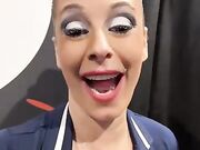 Milf esibizionista italiana alla kermesse porno