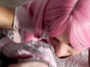 La Barbie spompina il cazzo con leccatina di culo