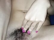 Fidanzata si masturba con dildo