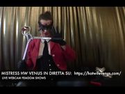 Mistress desidera castrare il suo schiavo