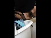 Se tua moglie fa la lavatrice così ti rizza il cazzo
