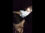 Alessandra ubriaca lo succhia in auto a Franco