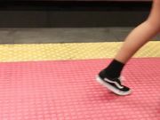 Teen gambe voyeur metro Napoli