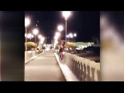 Coppia italiana  scopa sul pontile a Forte dei Marmi