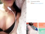 Italiana guarda sborrare ragazzo in chat