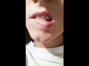 Sexy labbra giovane italiana eccitata