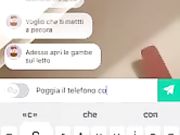 Ragazza italiana esegue tutti gli ordini su Periscope