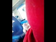 Sega davanti a ragazza in treno