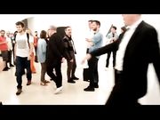 Flash Mob Rosario Gallardo nuda in Galleria D'arte