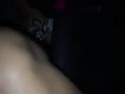 Valentina masturbata in macchina dagli amici
