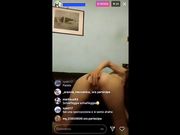 Italiana si tocca la fica su Periscope a pecorina