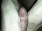 Footjob bella fidanzata con venuta sui piedi