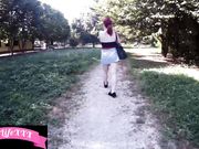 Eibizionismo al parco con una ragazza Italaina