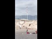 Beccati a scopare in spiaggia a Salerno