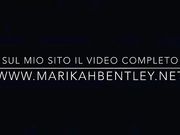 Marikah Bentley pedicure per i propri sudditi