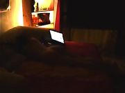 Fidanzata italiana filmata nuda sul letto
