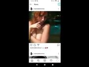 Martina manda foto nuda su Instagram