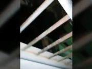 Moglie italiana lo succhia sul balcone a suo marito