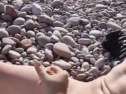 Fidanzata mi sega in spiaggia in Liguria