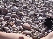 Fidanzata mi sega in spiaggia in Liguria