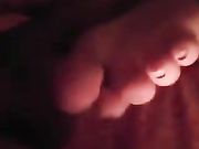 Footjob con plug anale tatuata italiana